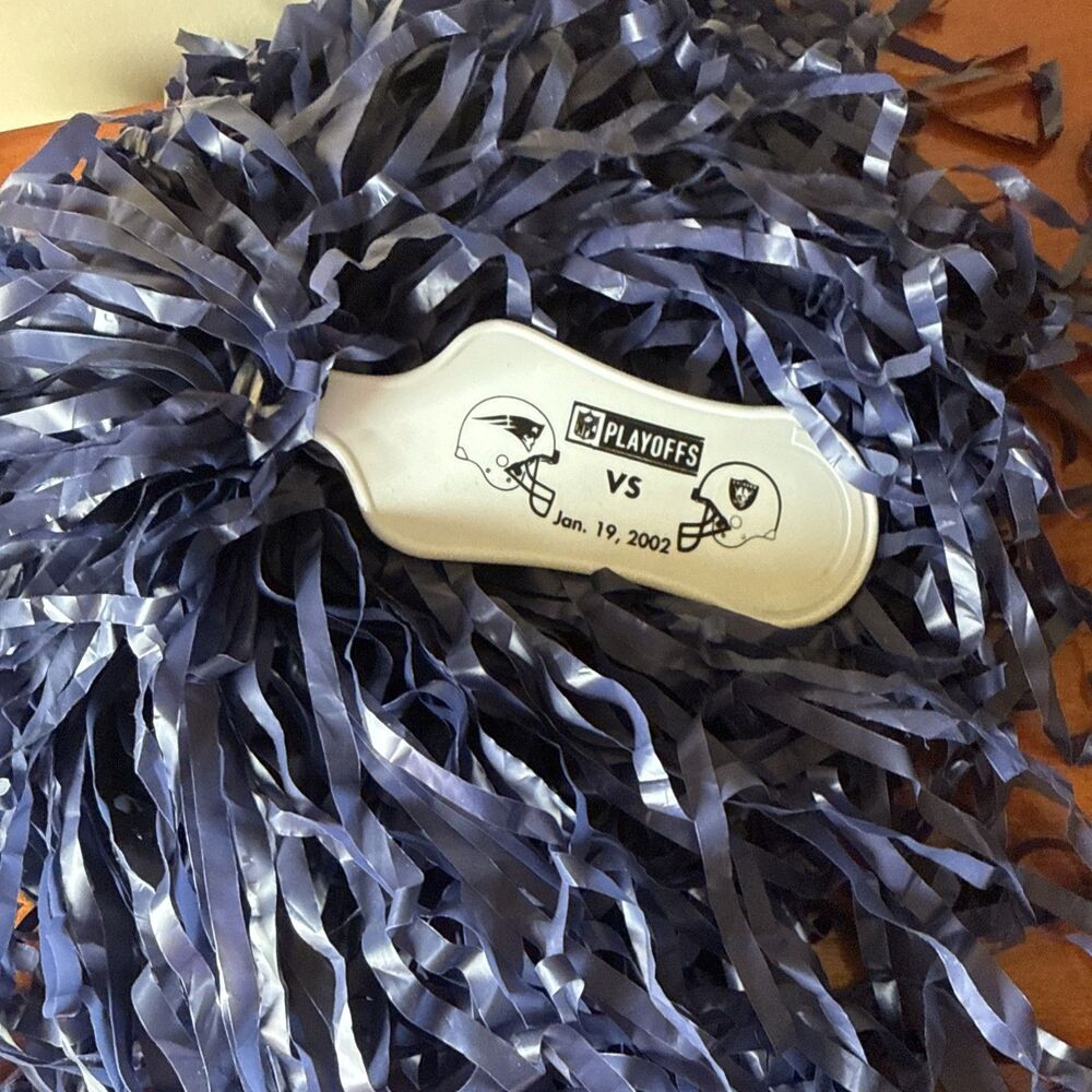Jan 19, 2002 New England Patriots & Raiders Team Issued Pom Pom Snow Bowl